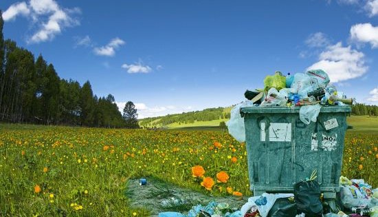 Plasty kolem nás – výzva ke změně